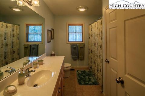245 Hawk Ridge Rd, Deep Gap, NC 28618 photo 24