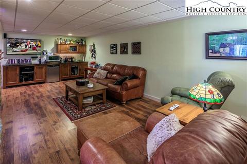 245 Hawk Ridge Rd, Deep Gap, NC 28618 photo 33
