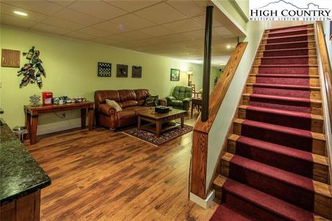 245 Hawk Ridge Rd, Deep Gap, NC 28618 photo 30