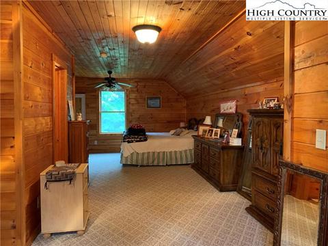 305 Wolf Pen Rd, Purlear, NC 28665 photo 32