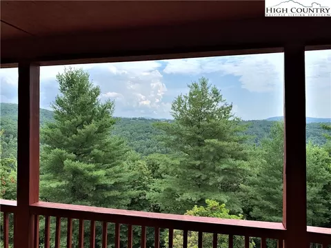 305 Wolf Pen Rd, Purlear, NC 28665 photo 5