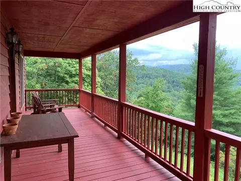 305 Wolf Pen Rd, Purlear, NC 28665 photo 7