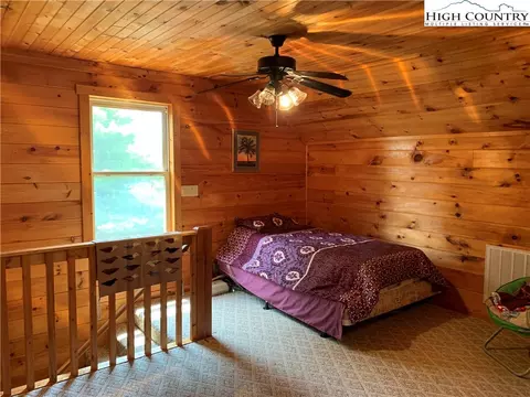 305 Wolf Pen Rd, Purlear, NC 28665 photo 35