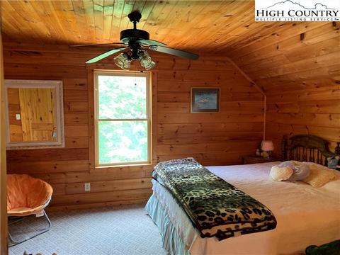 305 Wolf Pen Rd, Purlear, NC 28665 photo 33
