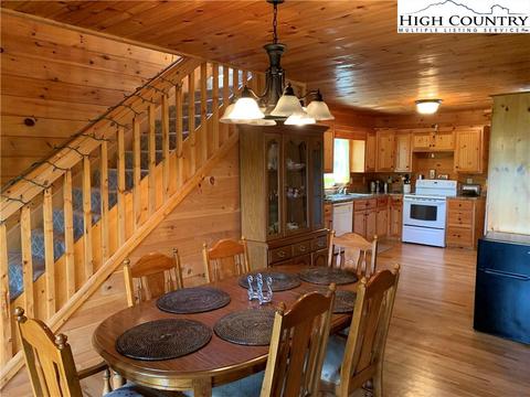 305 Wolf Pen Rd, Purlear, NC 28665 photo 28