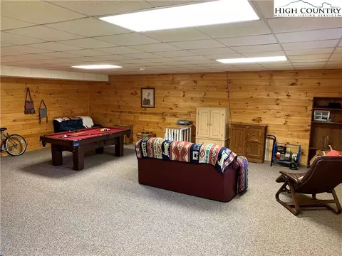 305 Wolf Pen Rd, Purlear, NC 28665 photo 37