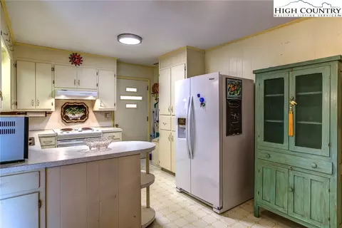 224 Morningside Dr, Boone, NC 28607 photo 17