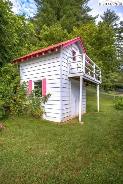 224 Morningside Dr, Boone, NC 28607 photo 37
