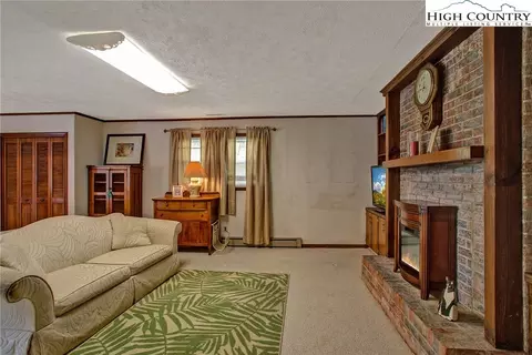 224 Morningside Dr, Boone, NC 28607 photo 8