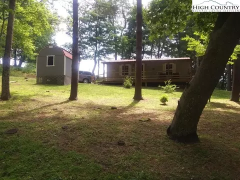 200 Rivercrest Dr, Crumpler, NC 28617 photo 22