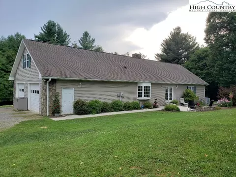 351 Doell Ln, Sparta, NC 28675 photo 4
