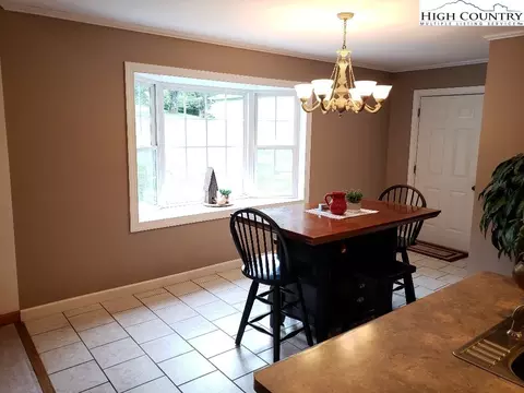 351 Doell Ln, Sparta, NC 28675 photo 8