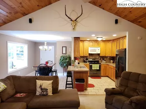 351 Doell Ln, Sparta, NC 28675 photo 7