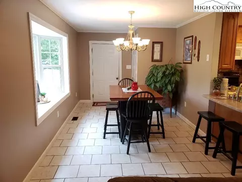351 Doell Ln, Sparta, NC 28675 photo 10