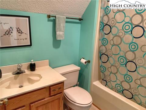 122 Larkspur Ln, Beech Mountain, NC 28604 photo 24