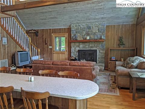 181 Bear Paw Rd, Deep Gap, NC 28618 photo 12