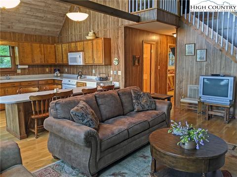 181 Bear Paw Rd, Deep Gap, NC 28618 photo 8