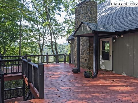 181 Bear Paw Rd, Deep Gap, NC 28618 photo 2