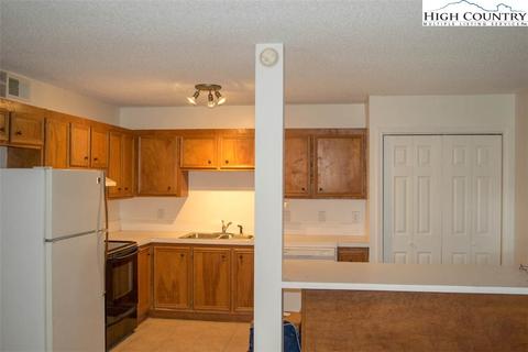 173 Moonlight Trl, Seven Devils, NC 28604 photo 23