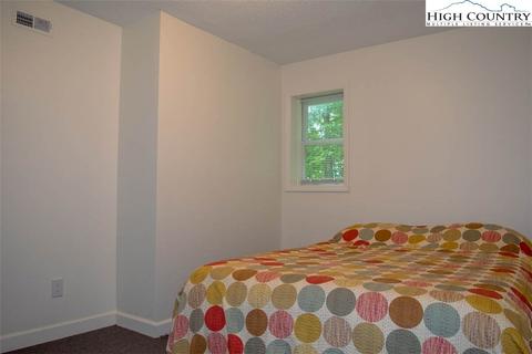 173 Moonlight Trl, Seven Devils, NC 28604 photo 17