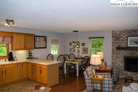173 Moonlight Trl, Seven Devils, NC 28604 photo 9