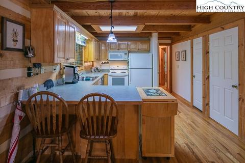 237 Streamside Ln, Seven Devils, NC 28604 photo 14