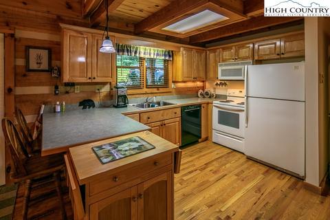 237 Streamside Ln, Seven Devils, NC 28604 photo 15