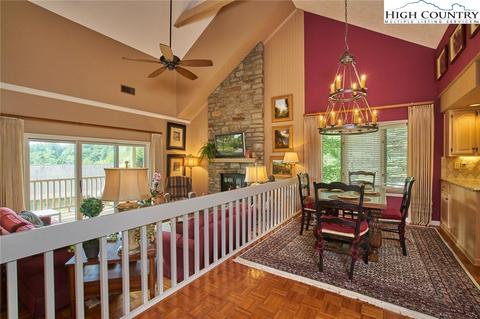 234 Stringfellow Ln, Blowing Rock, NC 28605 photo 2