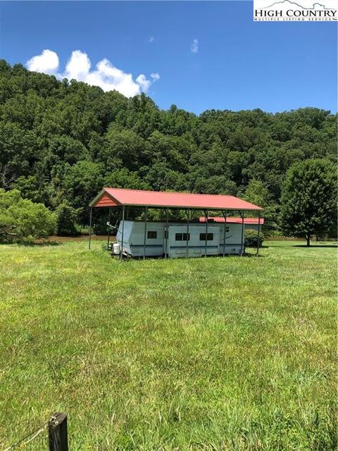 333 Albert Phipps Rd, Crumpler, NC 28617 photo 1