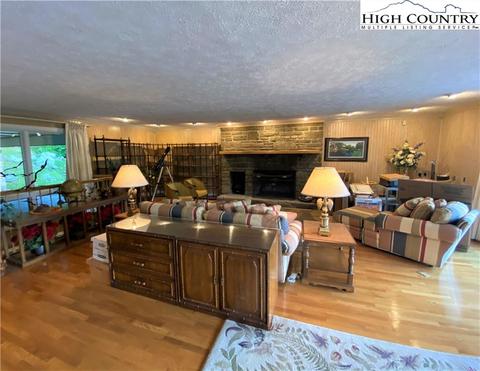 143 Skiview Rd, Seven Devils, NC 28604 photo 11