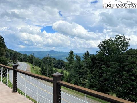 143 Skiview Rd, Seven Devils, NC 28604 photo 4