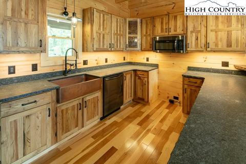 149 Eagle Roost Rd, Boone, NC 28607 photo 6