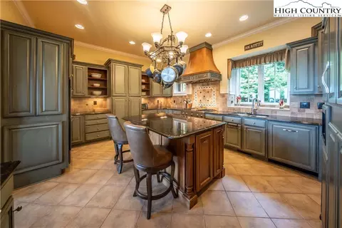 259 Hialeah Rd, Boone, NC 28607 photo 12