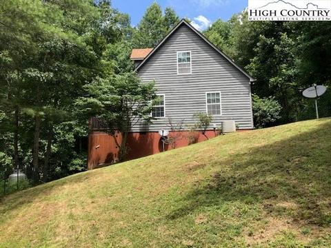 3449 Wildcat Rd, Deep Gap, NC 28618 photo 1