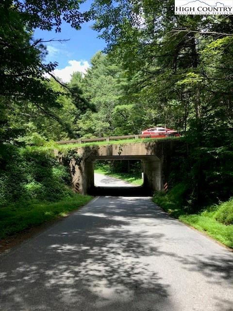 3449 Wildcat Rd, Deep Gap, NC 28618 photo 20