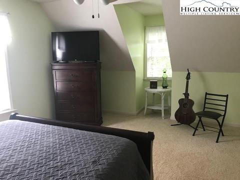 3449 Wildcat Rd, Deep Gap, NC 28618 photo 12