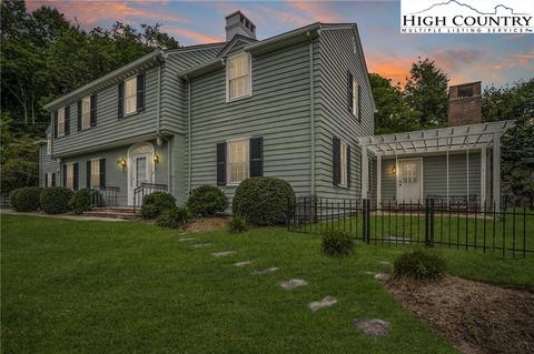 300 Cherry Dr, Boone, NC 28607 photo 2