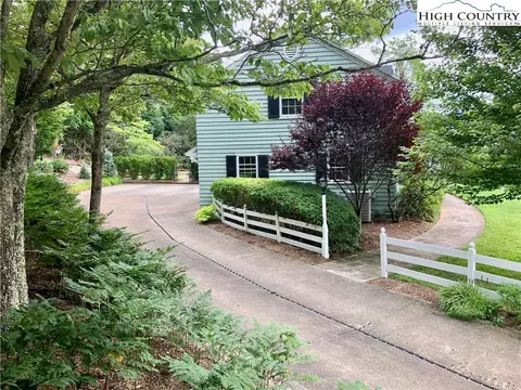 300 Cherry Dr, Boone, NC 28607 photo 13