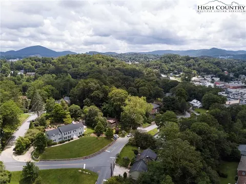 300 Cherry Dr, Boone, NC 28607 photo 50