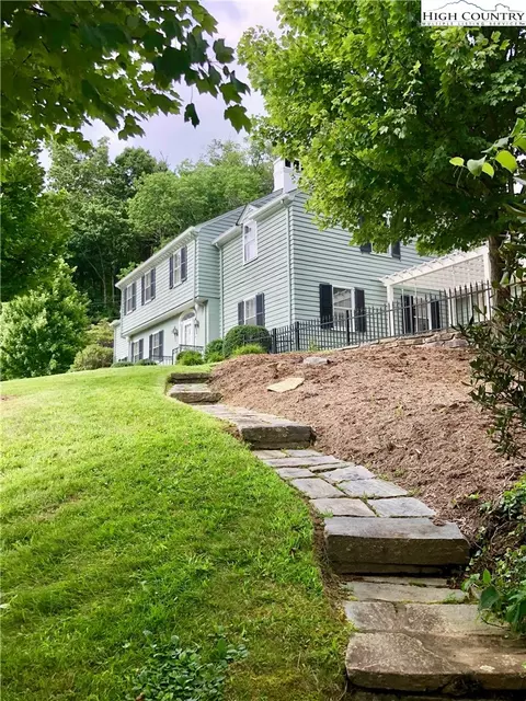 300 Cherry Dr, Boone, NC 28607 photo 12