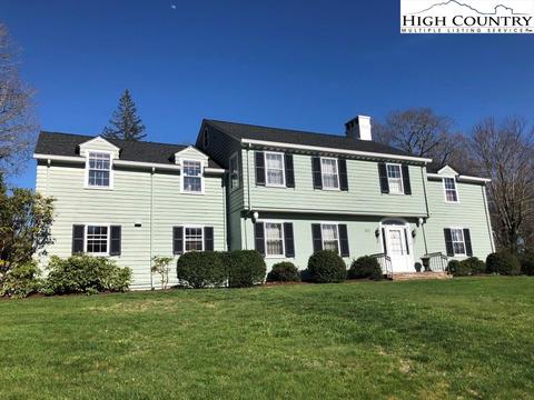 300 Cherry Dr, Boone, NC 28607 photo 5