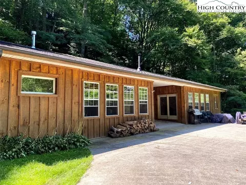 1330 Rash School Rd, Creston, NC 28615 photo 2