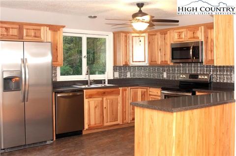 117 Meadowbrook Ln, Deep Gap, NC 28618 photo 4