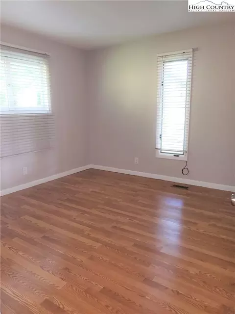 117 Meadowbrook Ln, Deep Gap, NC 28618 photo 30