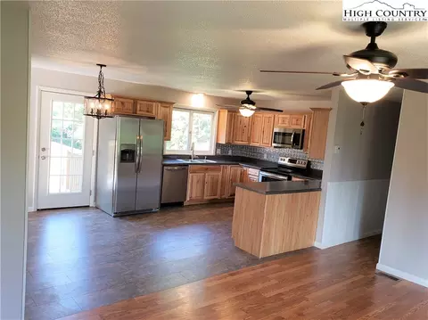 117 Meadowbrook Ln, Deep Gap, NC 28618 photo 33