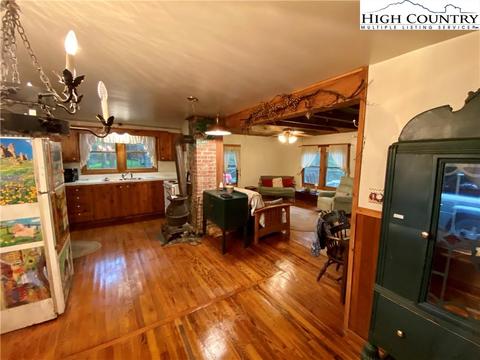 1485 Vanderpool Rd, Vilas, NC 28692 photo 9
