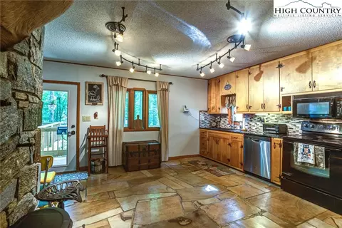221 Rosenstein Dr, Deep Gap, NC 28618 photo 12