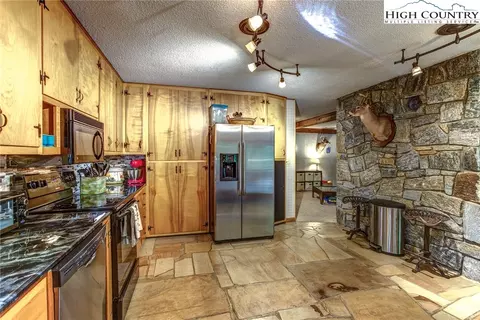 221 Rosenstein Dr, Deep Gap, NC 28618 photo 13