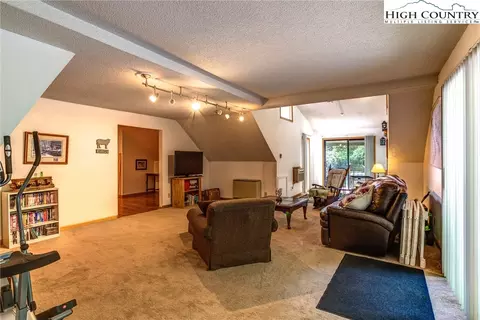 221 Rosenstein Dr, Deep Gap, NC 28618 photo 20