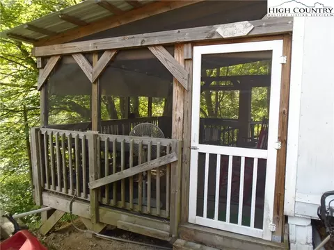 1079 Whenlin Ridge Rd, Lansing, NC 28643 photo 18